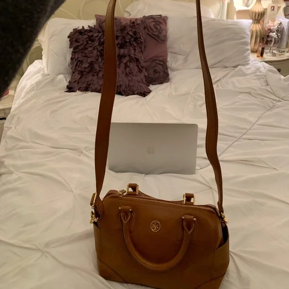 Tory Burch Robinson Bowling Bag - Picture 3 of 5